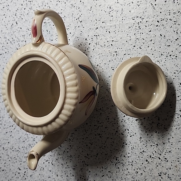 Vintage SHAWNEE POTTERY Hand Painted Ceramic Teapot Floral Motif USA 4.5" tall - Picture 6 of 6